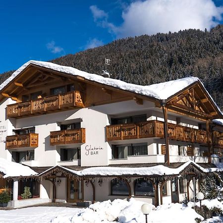 Hotel Europeo Alpine Charme & Wellness Pinzolo Exterior foto