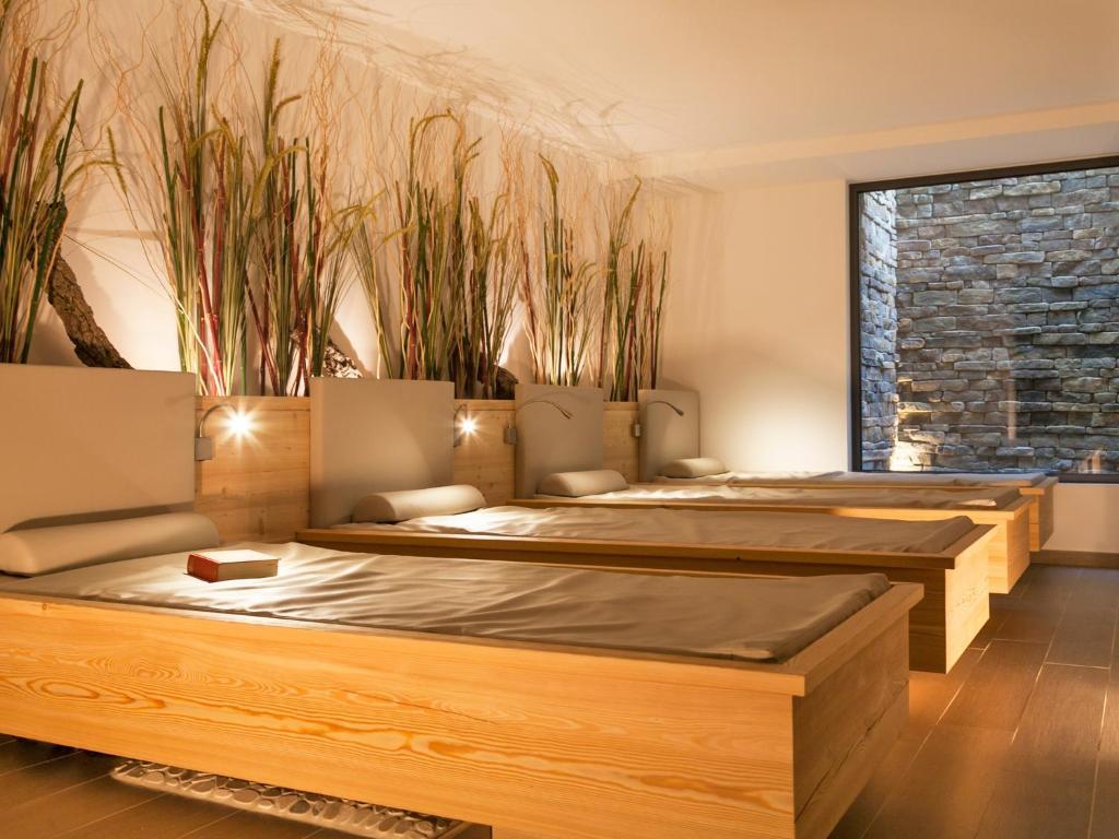 Hotel Europeo Alpine Charme & Wellness Pinzolo Exterior foto